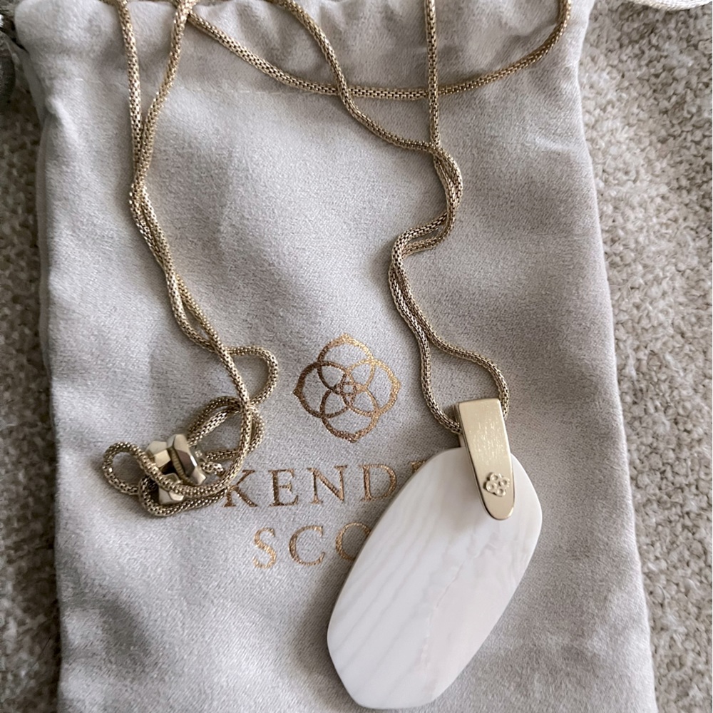 Long Kendra Scott necklace